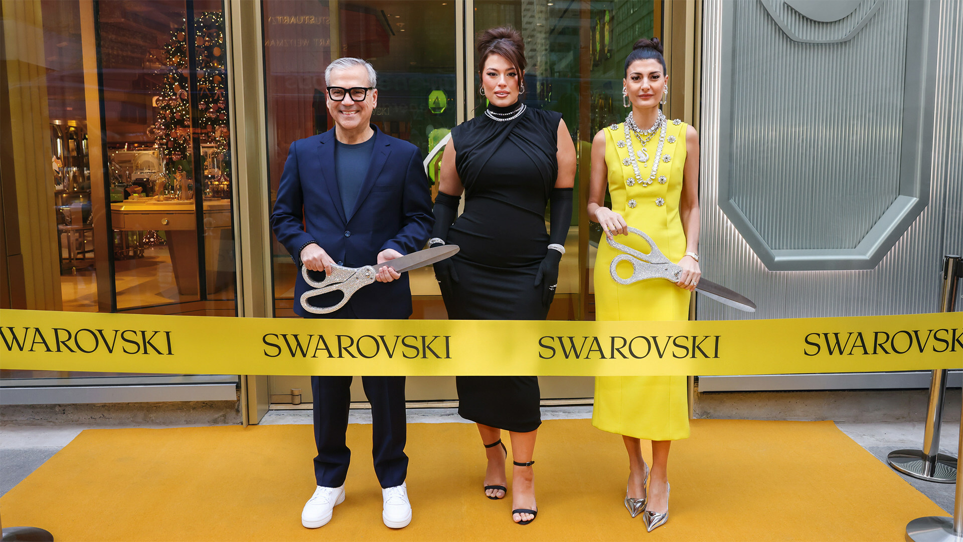 Swarovski Ribbon Cut 